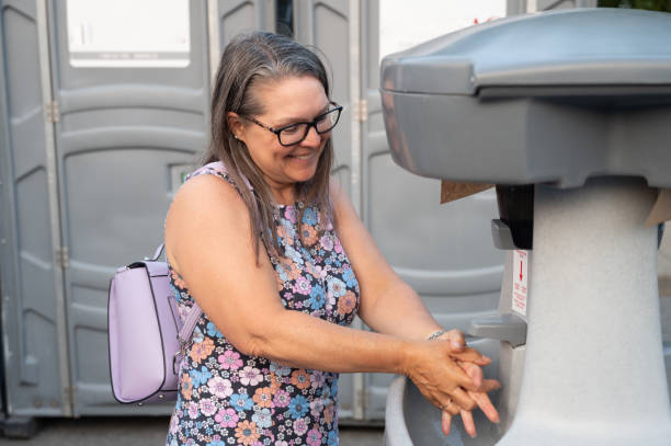 Best Affordable portable toilet rental  in Junction City, OR